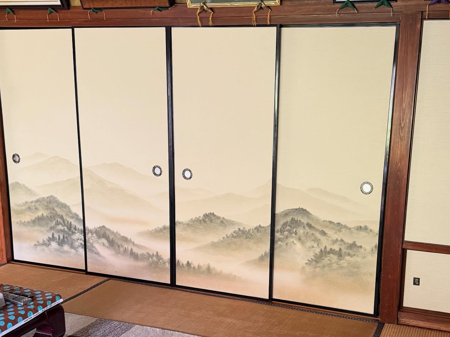4枚組の襖