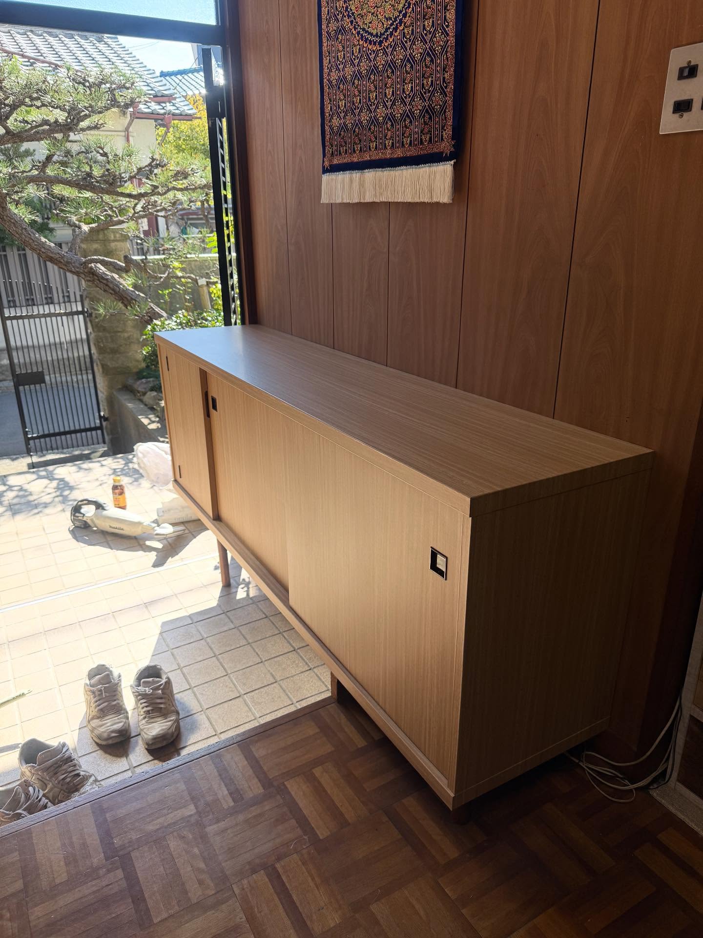 下駄箱ダイノック貼り